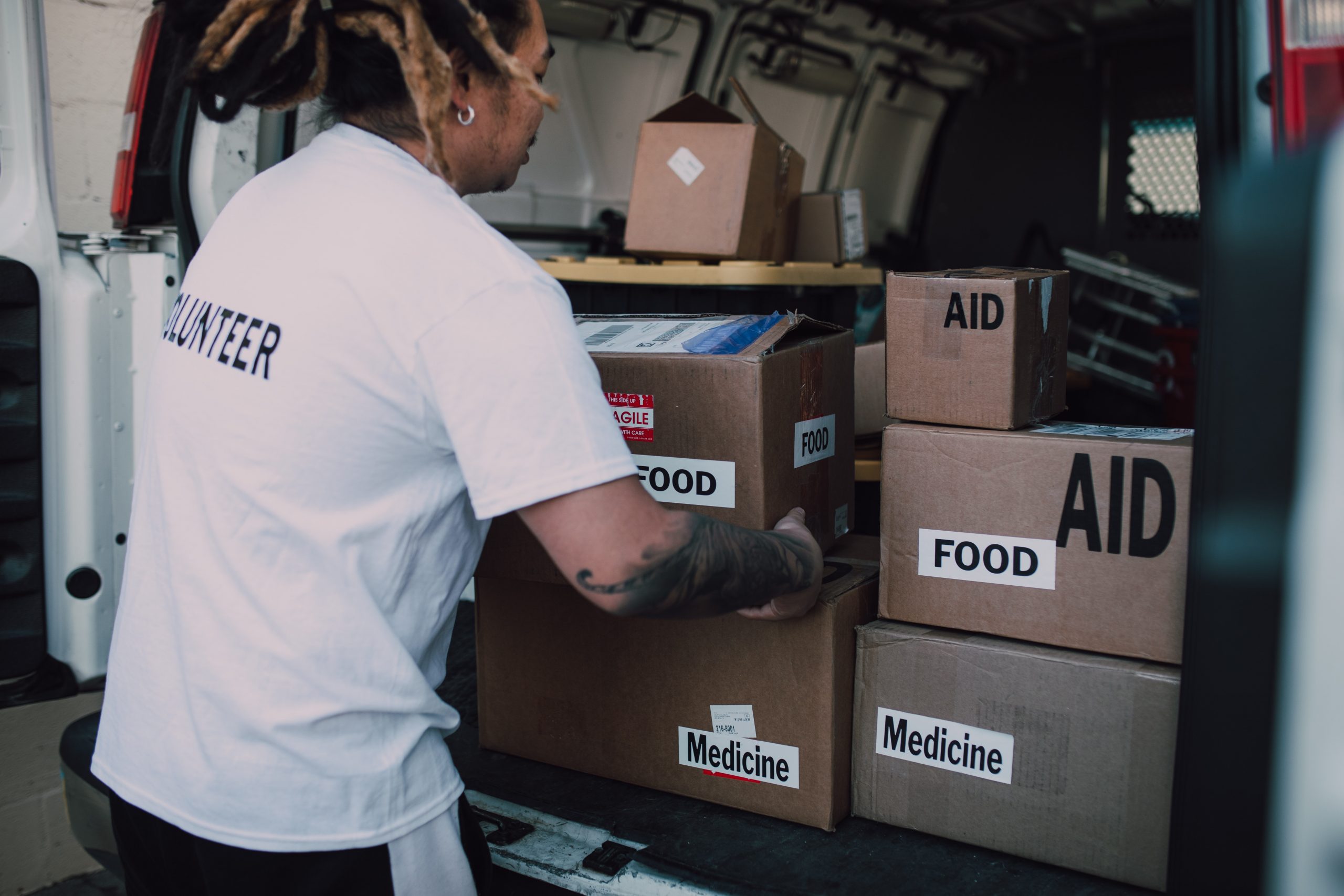 Food moving. Give Box.